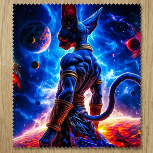 Chiffonnette Beerus : chiffon de nettoyage imprimé numérique avec figure de chat bleu musclé aux yeux rouges, bandes dorées et fond cosmique de planètes et nébuleuses