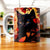 Tasse Chat Automne : mug en céramique blanche avec chat noir aux yeux ambrés et feuilles automnales rouges et orange