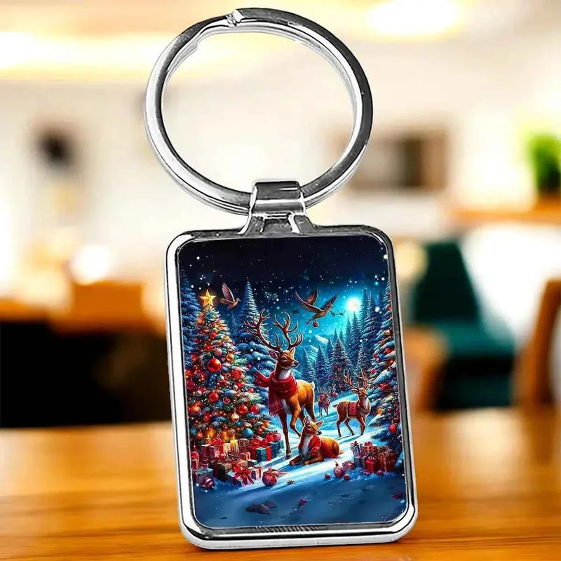 Porte-clé Porte Clé Cerf de Noël en argent rectangulaire avec scène de Noël vibrante : cerf, arbre décoré et paysage enneigé