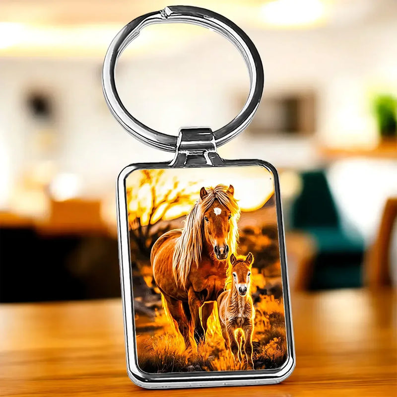 Porte-clé Cheval Famille : cheval brun et poulain au coucher de soleil doré