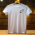 T-shirt blanc Gojo à manches courtes avec œil anime brodé sur poitrine gauche