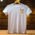 T-shirt Evoli blanc à manches courtes avec Eevee orange et brun mignon sur la poitrine gauche